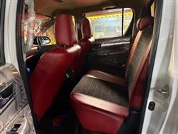 تويوتا هايلوكس